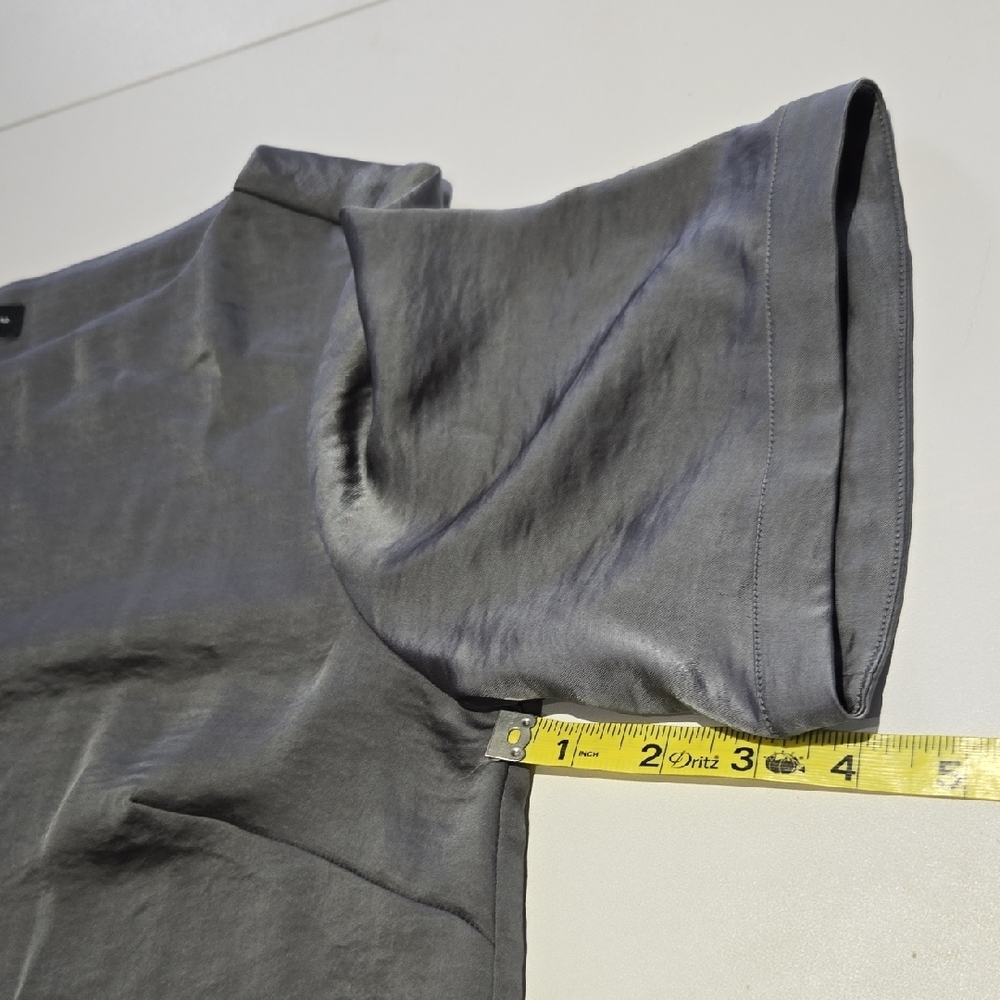 Universal Standard Silky Gray Short Sleeve Blouse - Picture 4 of 8